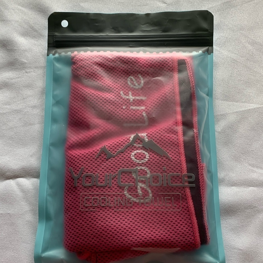 NWOT - Good Life/Your Choice Cooling Towel One Size
